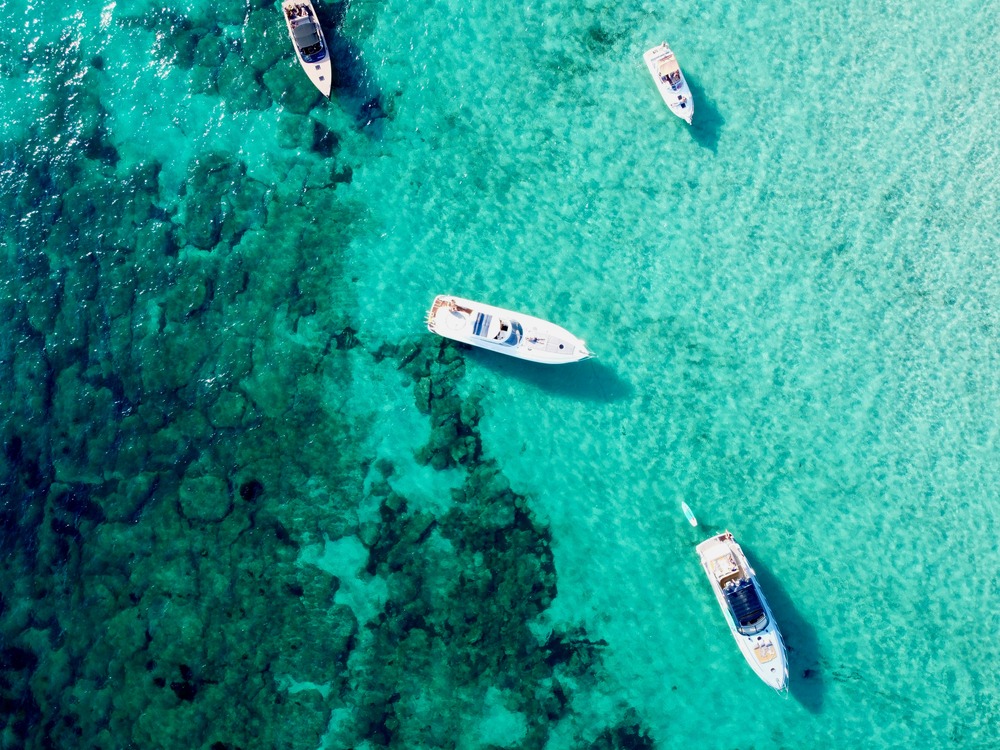 تهيمن كل من إيطاليا وفرنسا على المشهد العالمي لصناعة اليخوت المصدر: Unsplash