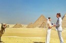 عروسان يتزوجان 38 مرة حول العالم