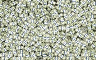 بالصور :إشترى سيارة مستعملة لن تصدق ماذا وجد فيها