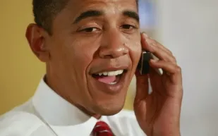 المهمة التي أزعجت الكثيرين .. أوباما يطلب هاتف ذكي آمن تماماً