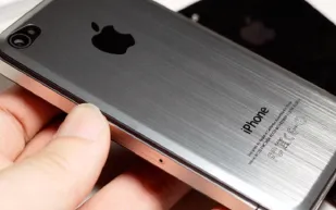 بالصور. اغرب 12 غطاء لهاتفك الايفون