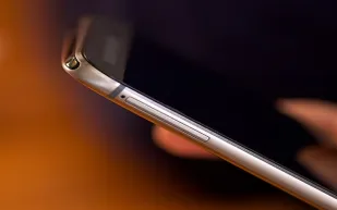 ظهور هاتف قد يكون “نيكسوس 6″ على حساب “أندرويد” على “تويتر”