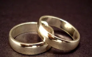 سعودية تكتشف حملها قبل عرس زوجها بساعات