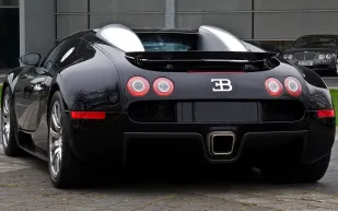 صور: بوغاتي فيرون ”مقلدة” بمبلغ خيالي