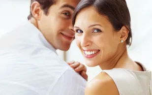 دراسة: 4 سنوات فارق السن المثالي بين الشريكين