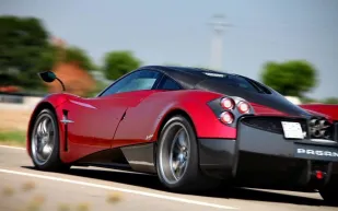 هذه هي السيارة الخارقة التي سيحصل عليها مارك مؤسس فيسبوك..بالصور