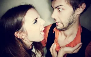 4 صفات تخيف الرجل وتبعده عن المرأة