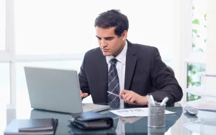 كيف تقضي على الملل في وظيفتك