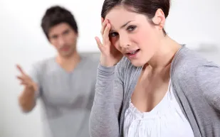 عزيزي الرجل.. إليك صفات المرأة التي تحب المال