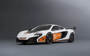 الظهور العلني الأول لسيارة 650إس سبرينت 