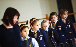 تقرير: الأطفال البريطانيون الأتعس بين أطفال الدول الغربية