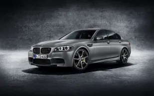 سيّارة BMW M5نسخة العيد الثلاثين تصل إلى الشرق الأوسط