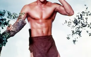 طرزان في ذمة الله