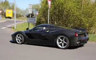 فيراري لافيراري اكس اكس بـ 30 نسخة فقط