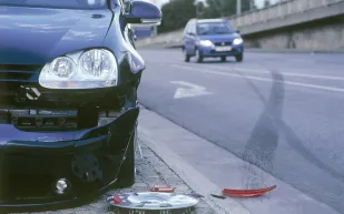 في بريطانيا: حادث سيارة مفتعل ينتهي بأصحابه الى السجن!