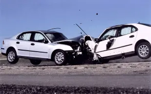 بالفيديو حادث مروّع لتصادم 120 سيارة