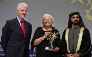 دبي تقدم “مليون دولار” لأفضل معلمة في العالم