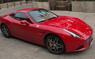 صور...فيراري كاليفورنيا تي 2015 فخمة،قوية وشرسة
