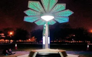 بالصور: "النخلة الذكية"... خدمات تفوق الخيال في دبي!