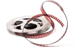 كيف تصنع فيلماً سينمائياً ناجحاً بميزانية صغيرة؟