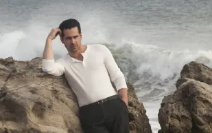 كولين فاريل لـ"الرجل": لم استخدم العطور لسنوات طويلة