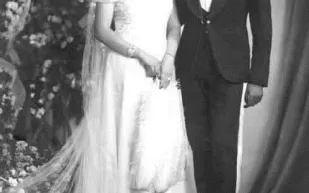 صورة زفاف الزعيم جمال عبد الناصر تجتاح مواقع التواصل الاجتماعي