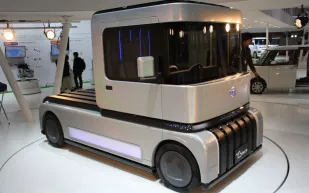 بالصور: سيارة دايهاتسو العجيبة FC Deck