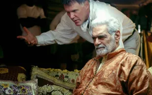 صور نادرة للفنان العالمي عمر الشريف 