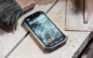 بالصور: تعرّف إلى الهاتف الذكي الأقوى في العالم