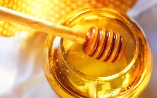 العسل وحقيقة لا تعرفونها