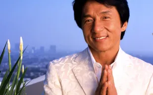 جاكي شان يختار دبي لتصوير أول أفلامه بالشرق الأوسط