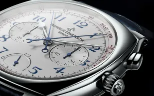 فاشرون كونستانتين تتألق في معرض الجواهر العربية 2015 في البحرين