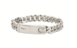 بالصور.. سلفاتوري فيراغامو  تطلق تشكيلة جواهر فضية للرجل 