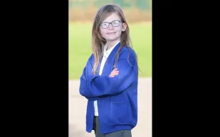 بالصور.. تعرف على الطفلة الخارقة 