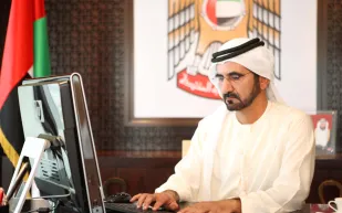 محمد بن راشد: سنحتفل بتصدير آخر برميل نفط