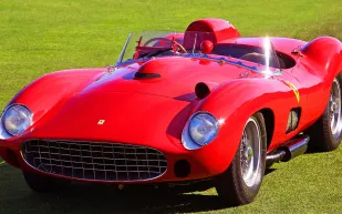 بيع سيارة فيراري تعود لعام 1957 مقابل 35.6 مليون دولار