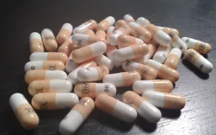 لن تصدّقوا أين وضعت الكوكايين لتهريبه!