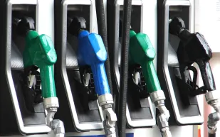 سيارة بريطانية خفيفة تعمل بخلايا الوقود