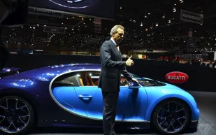 بالصور...أسرع سيارة في العالم.. بوغاتي تشيرون بسرعة 420 كم بالساعة