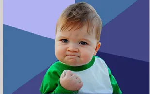 شاهد كيف أصبح طفل "فيسبوك" الشهير بعد 9 سنوات