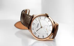 ساعة هرمز الجديده نقاء ممزوج بالحيوية