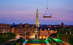 مطعم معلق فوق الارض في بلجيكا