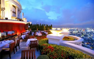 مطعم سيروكو في بانكوك اكبر مطعم عالي في العالم 