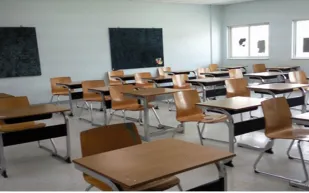 سعودية تقتحم فصلاً دراسياً وتثأر لابنتها