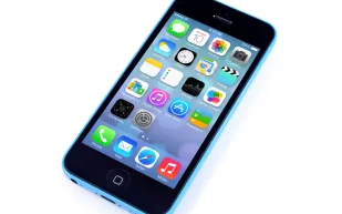 ايفون  5c  ماذا وجد مكتب تحقيقات FBI  فيه ؟ 