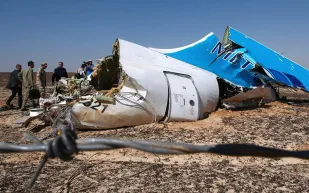 خمسة أسباب لتحطم الطائرات بعيدًا عن الإرهاب