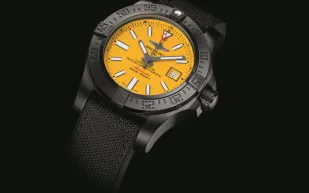 بريتلينغ تطرح ساعة افنجر II سيوولف بلاكستيل