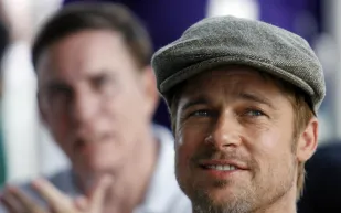 قبعة ساعي البريد مفتاح الشياكة فكيف تختارها ؟