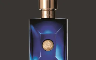 عطر فرزاتشي الرجالي Dylan Blue قوة الرجل وجاذبيته 