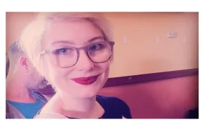 أسترالية تكتشف أنها أكلت توأمها في رحم والدتها